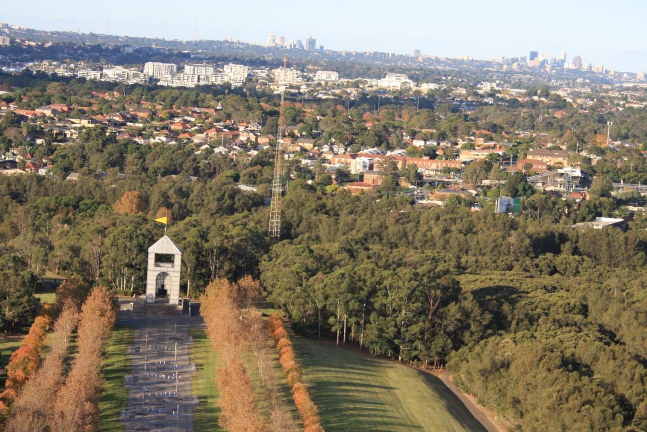 Appartement Stunning Views Sydney Olympic Park Extérieur photo
