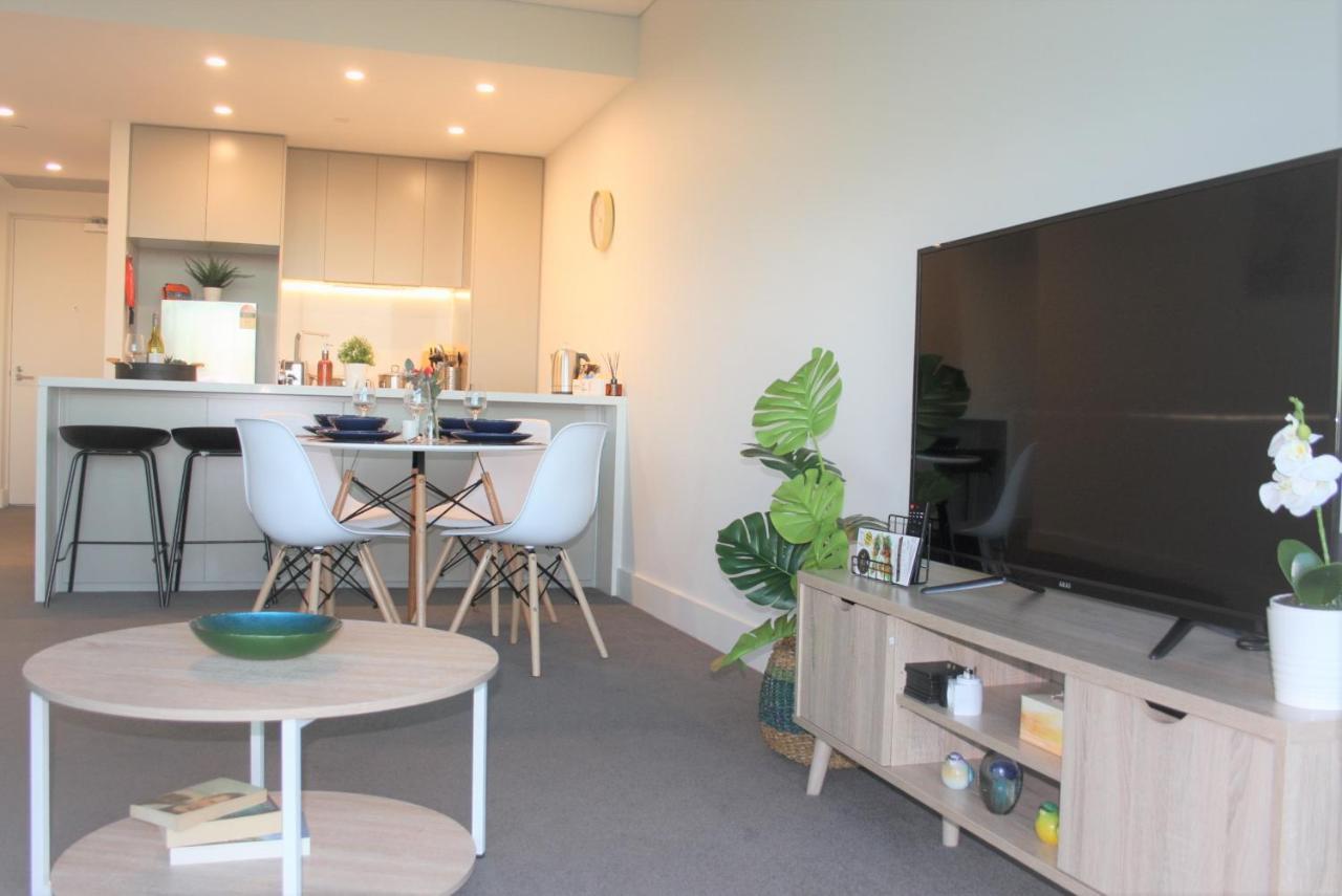 Appartement Stunning Views Sydney Olympic Park Extérieur photo