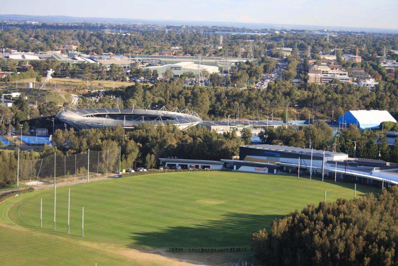 Appartement Stunning Views Sydney Olympic Park Extérieur photo